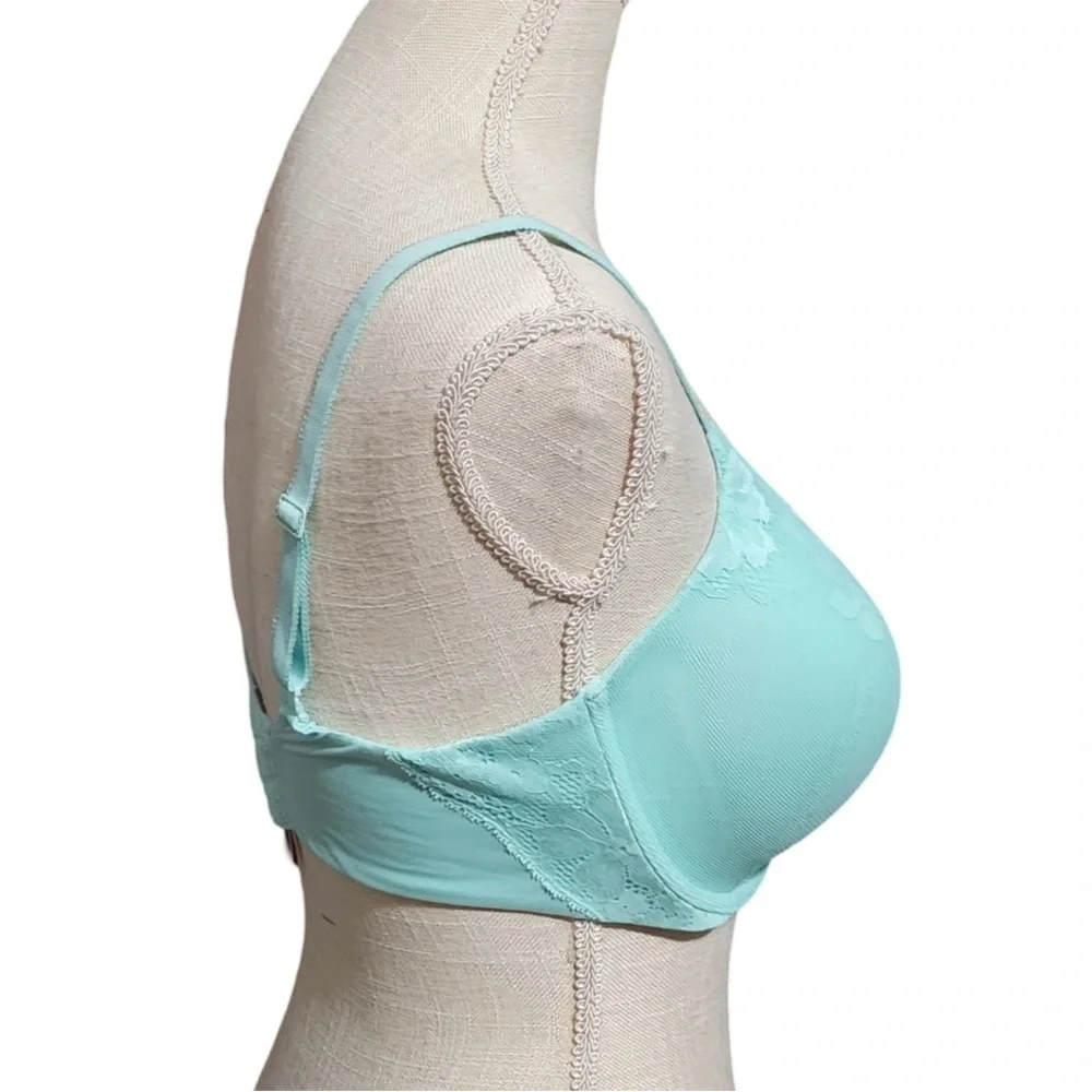 Victoria's Secret Lined Perfect Coverage Lace Mint Bra Size 40DD